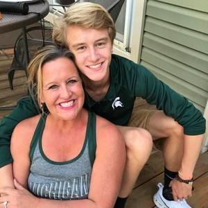 Meet your Posher, Kristine